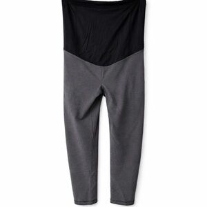 Isabel Maternity Medium Capri Leggings Black Gray Over Belly Stretch Activewear